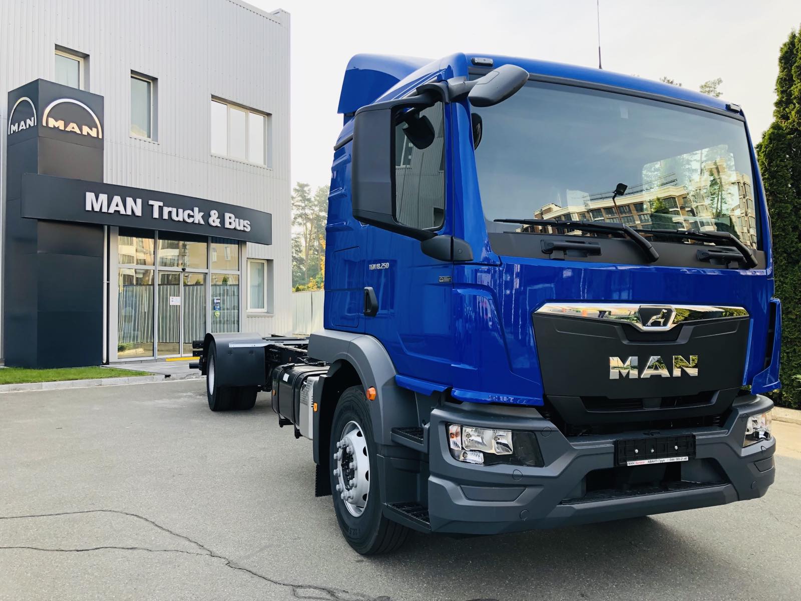 MAN TGM 18.250 BL CH шасси Евро 5 кабина TN