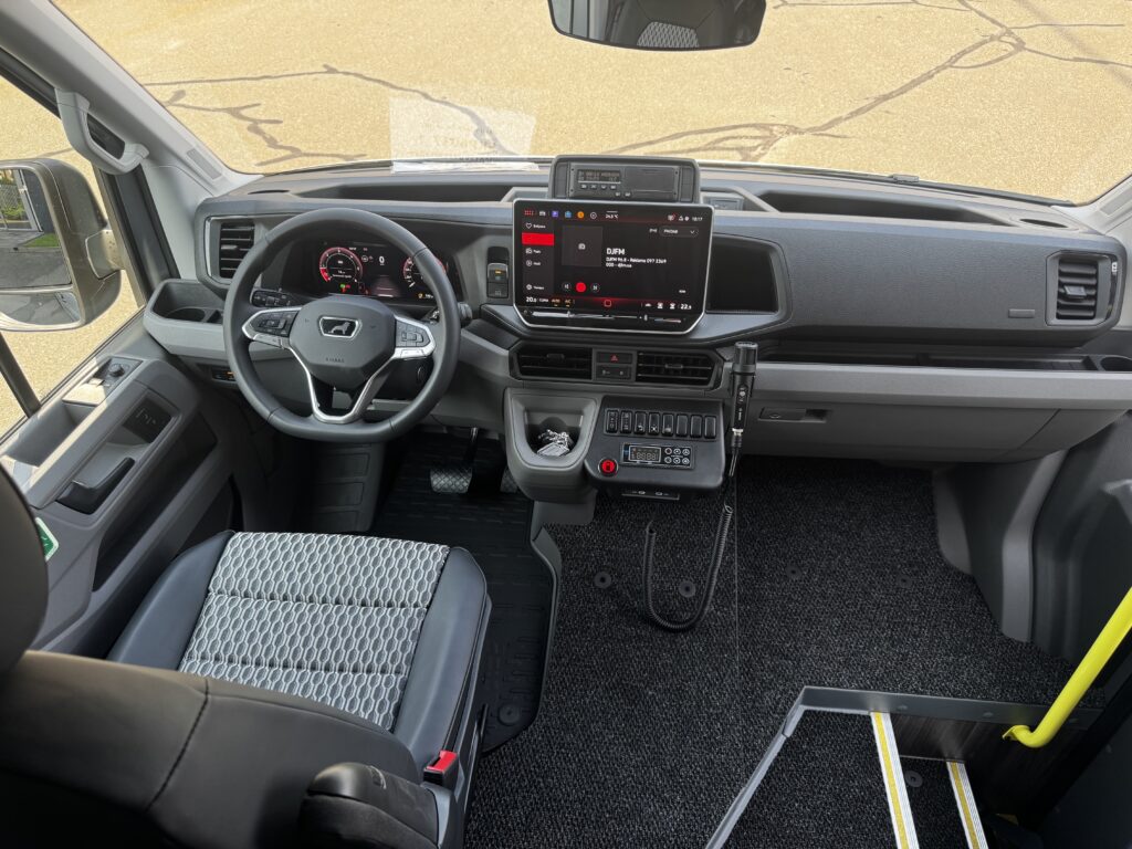 Огляд MAN TGE Мінібус Intercity 5.160