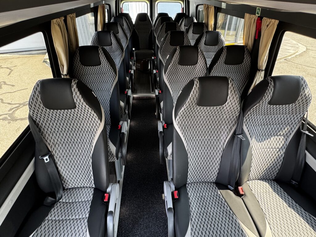 Огляд MAN TGE Мінібус Intercity 5.160